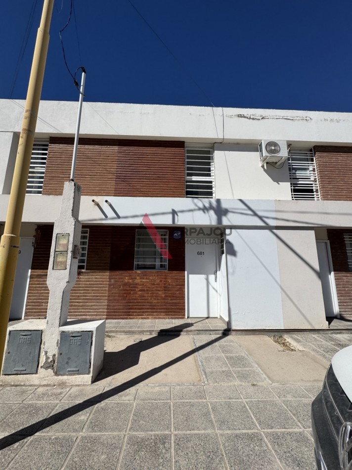DUPLEX 2 DORM - BARRIO ASPA - CENTENARIO