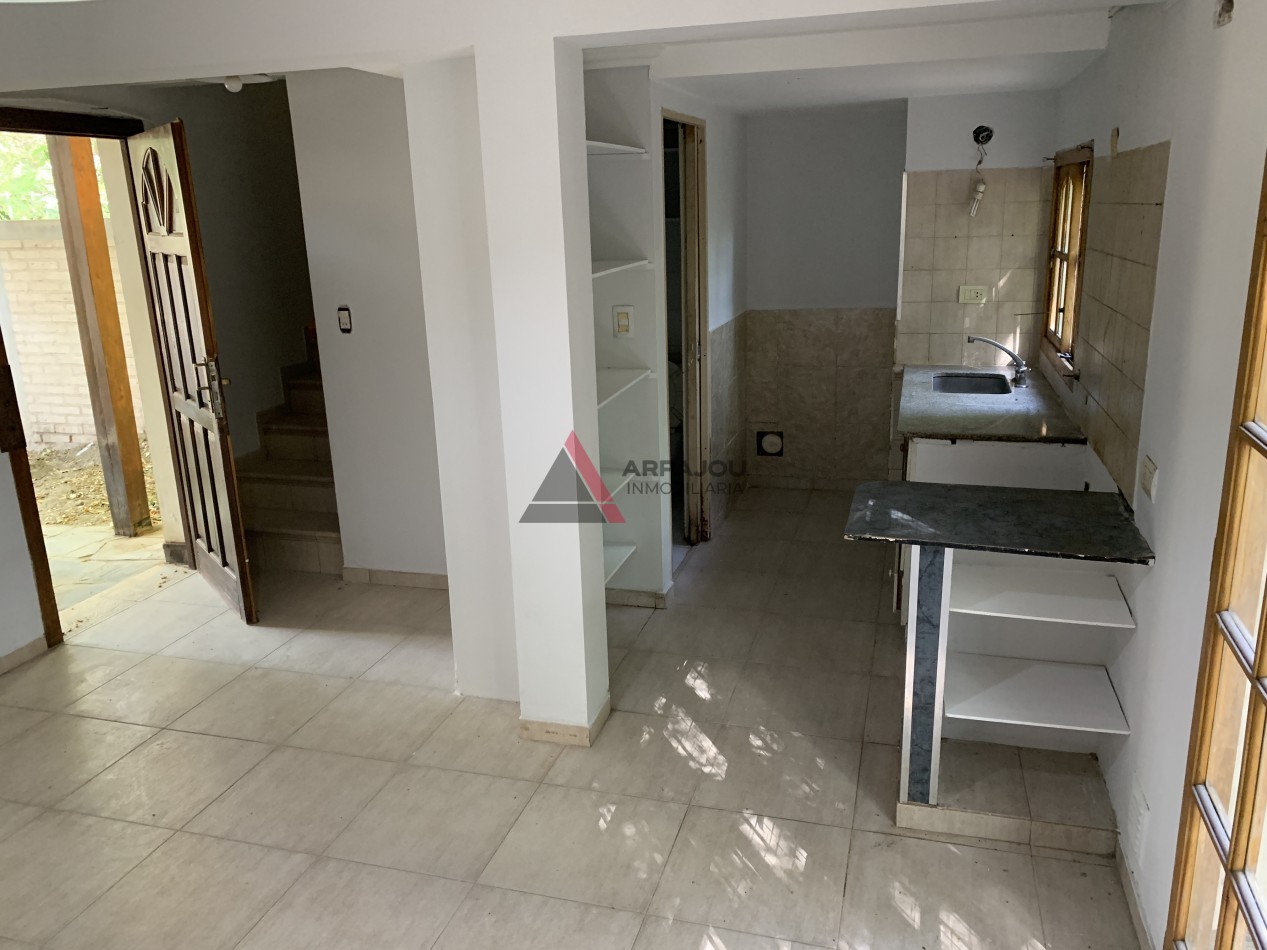 CASA 2 DORM - CANADA 6000 - NEUQUEN CAPITAL