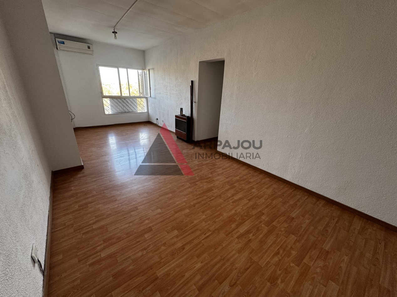 DEPTO 3 DORM - CHILE Y AV. OLASCOAGA - NEUQUEN CAPITAL