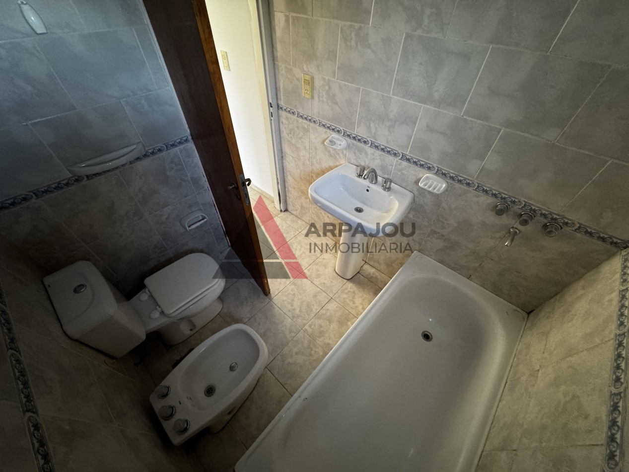 DEPTO 2 DORM - CORRIENTES Y SAN ANTONIO - NEUQUEN