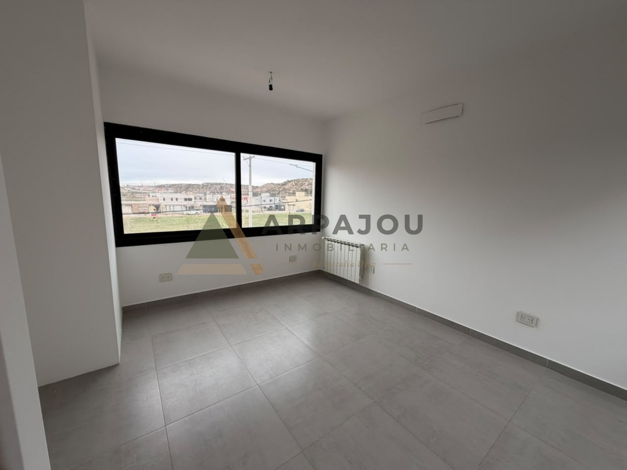 ALQUILER DUPLEX 2 DORM - SANTA ANGELA - CENTENARIO