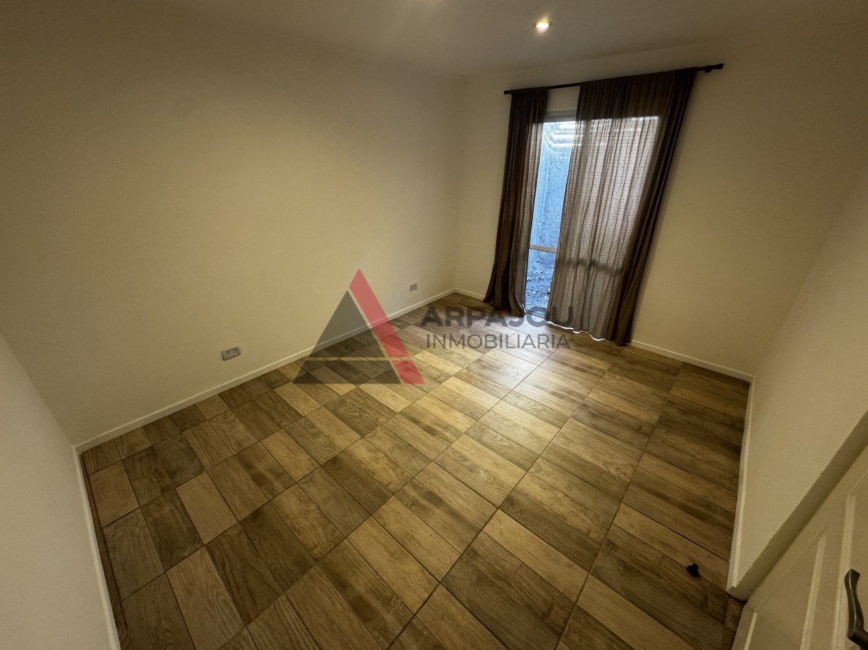 CASA 2 DORM - BARRIO VIENTOS DEL SUR - PLOTTIER