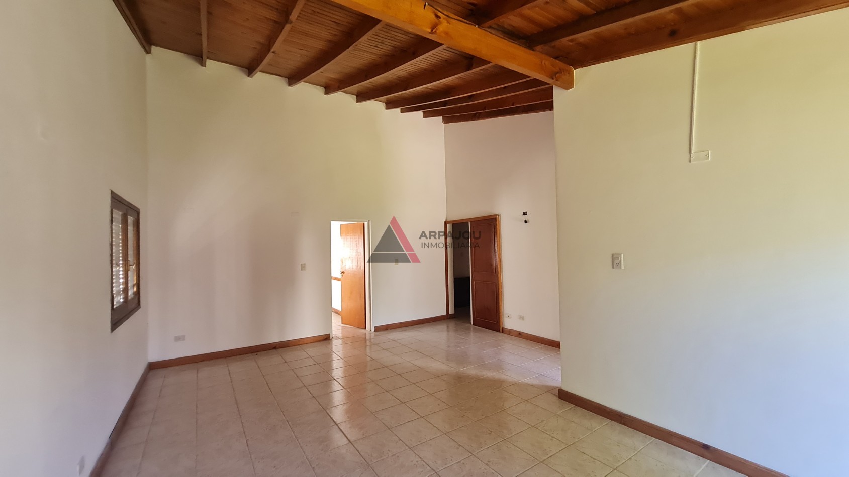 CASA 4 DORM - FORMOSA 900 - NEUQUEN CAPITAL