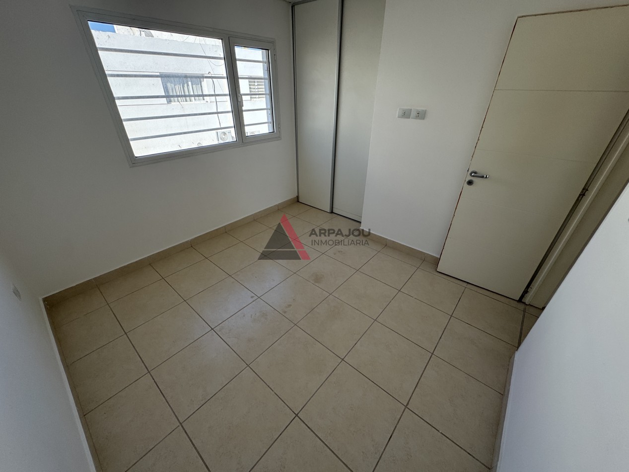 DUPLEX 2 DORM - BARRIO ASPA - CENTENARIO