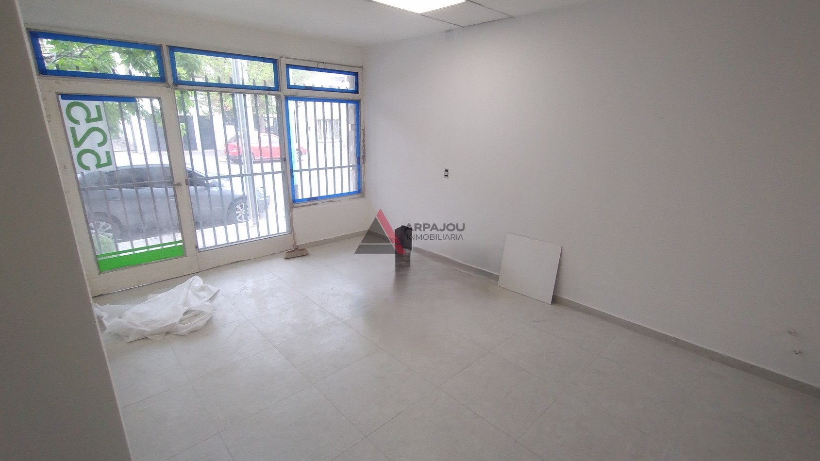 LOCAL COMERCIAL - ALBERDI 500 - NEUQUEN