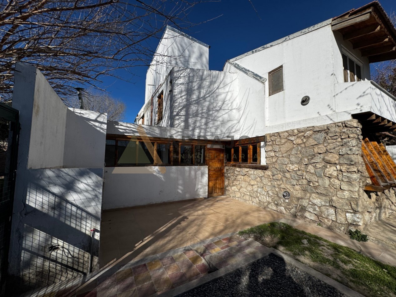CASA 2 DORM - COSTA RICA 6500 - NEUQUEN CAPITAL