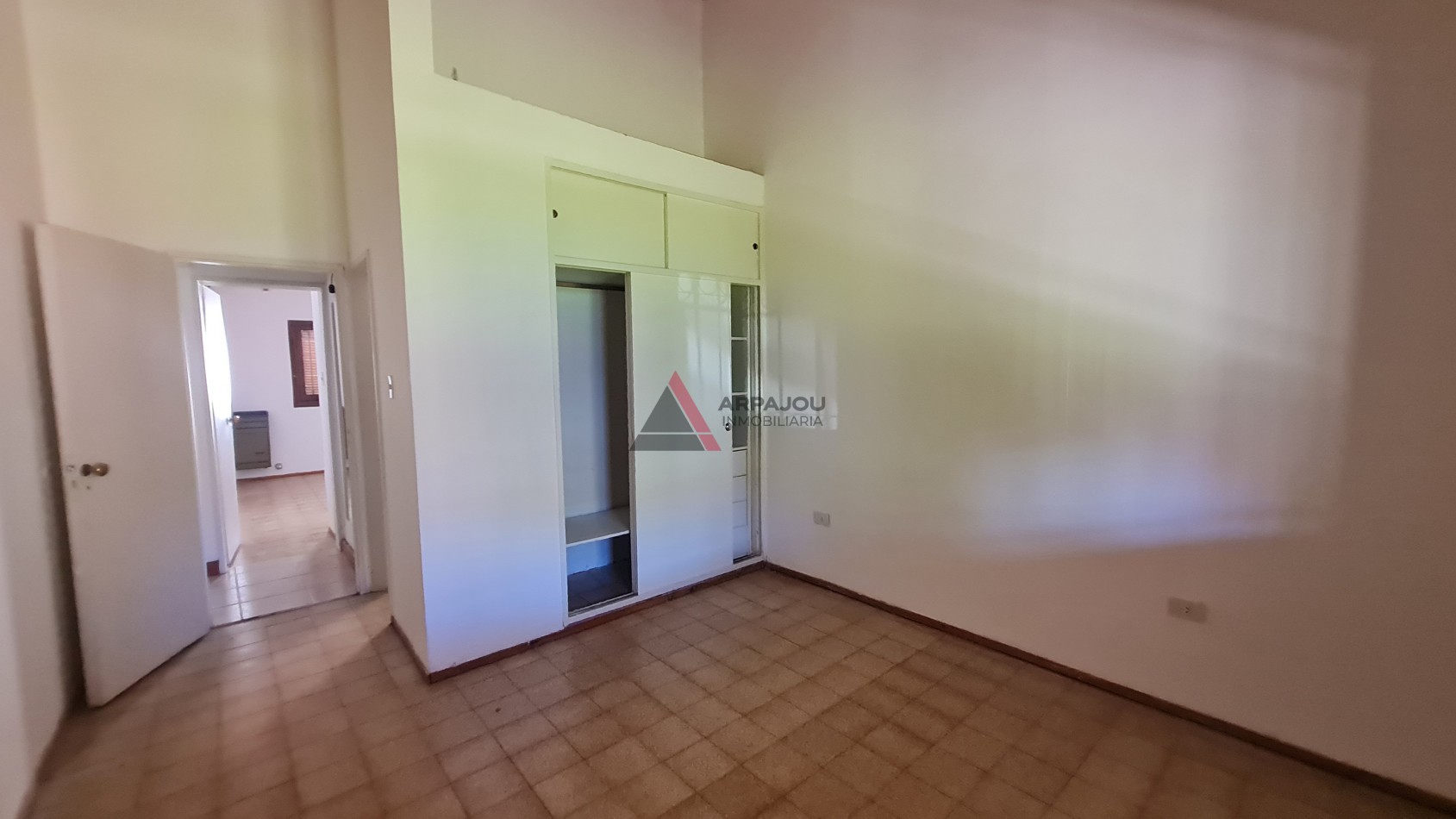 CASA 4 DORM - FORMOSA 900 - NEUQUEN CAPITAL