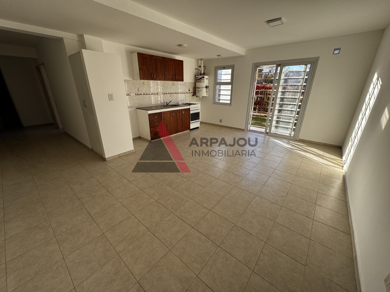 DEPTO 2 DORM - CORRIENTES Y SAN ANTONIO - NEUQUEN