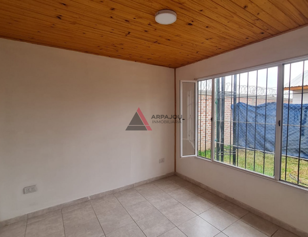 CASA 2 DORM - SAN MARTIN Y PUENTE TRES ARCOS - PLOTTIER