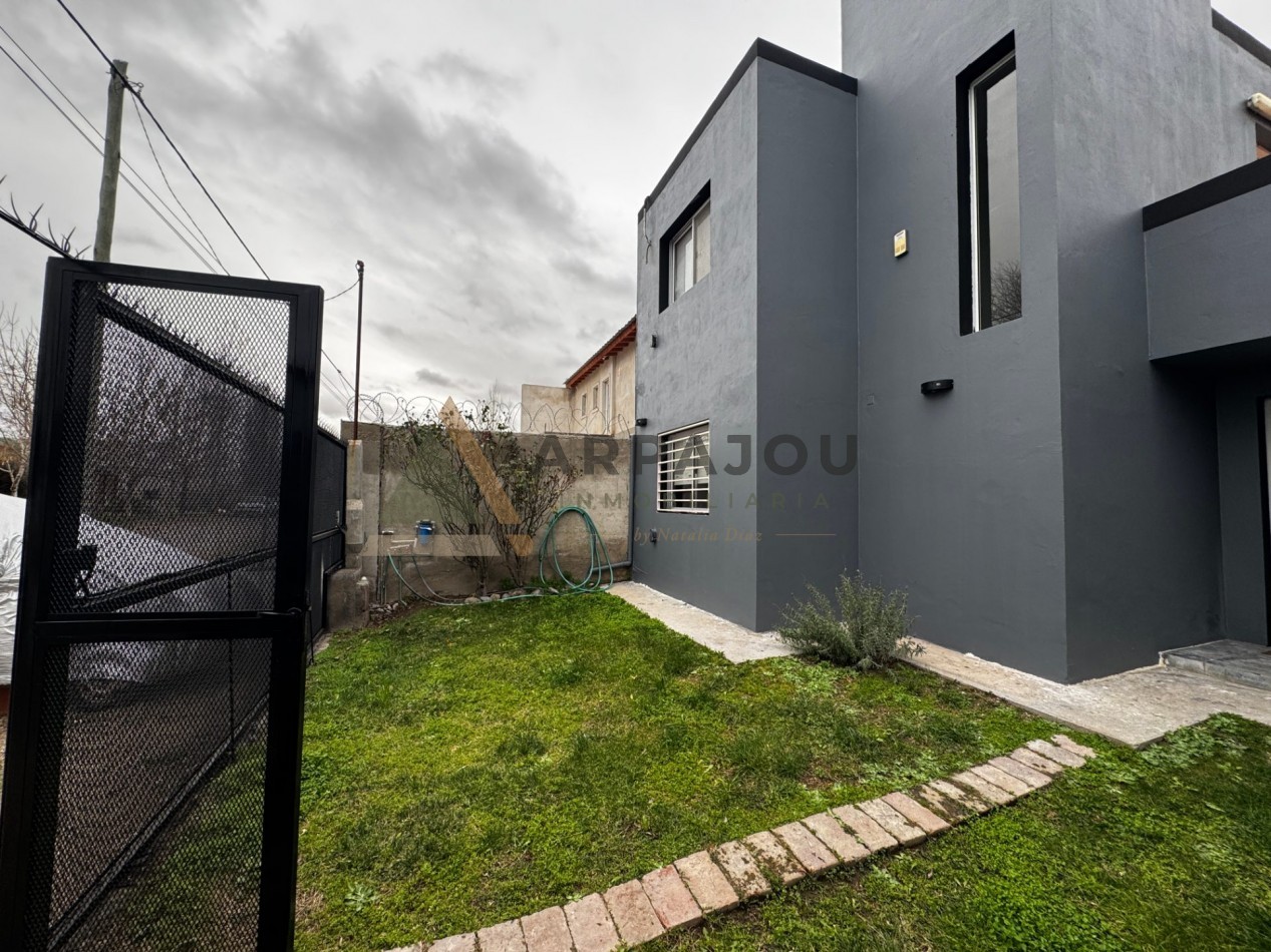 CASA 3 DORM - LAS LILAS - PLOTTIER