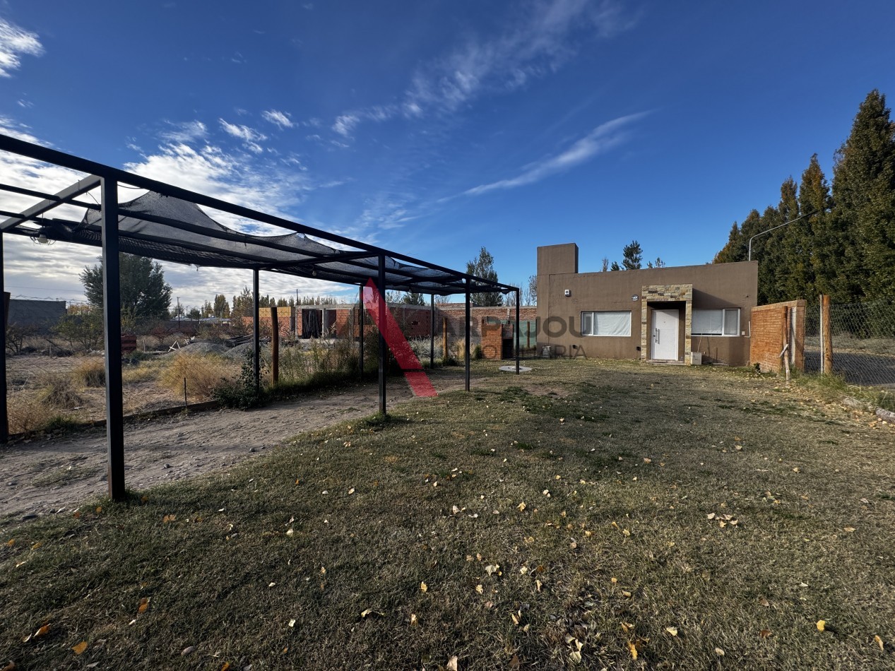 CASA 2 DORM - BARRIO VIENTOS DEL SUR - PLOTTIER