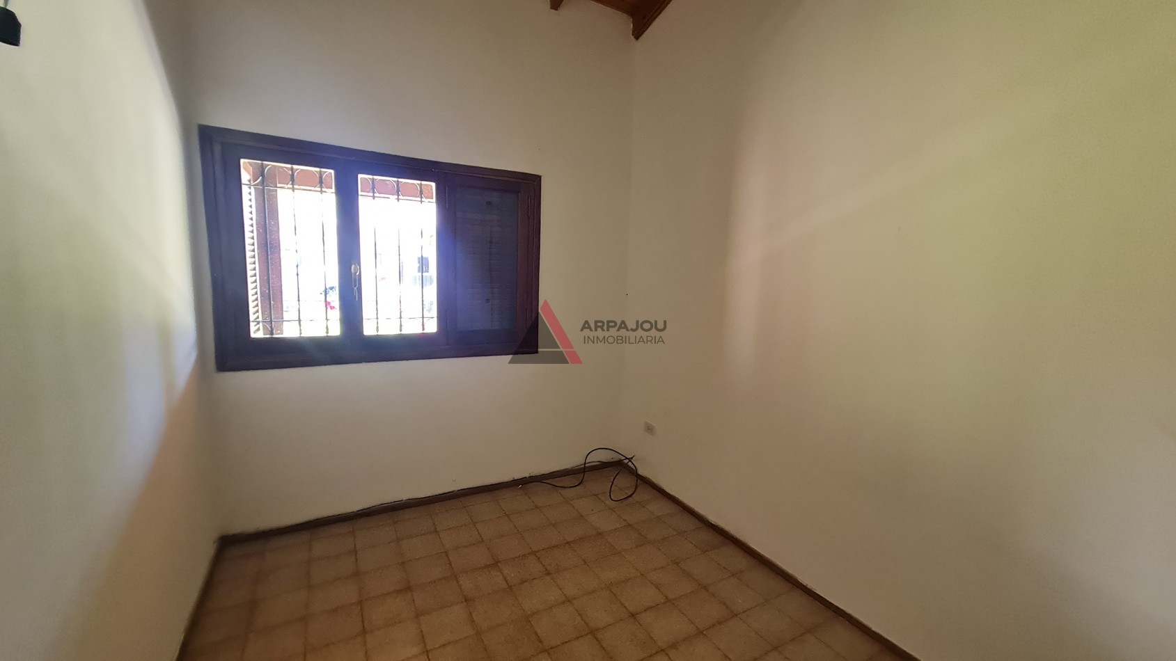 CASA 4 DORM - FORMOSA 900 - NEUQUEN CAPITAL