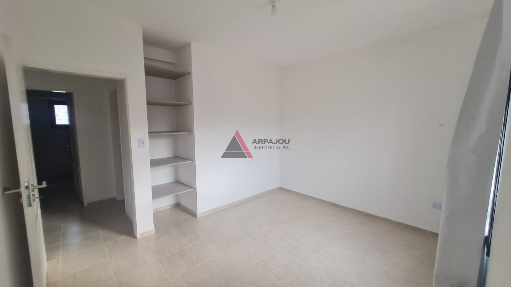 DUPLEX 2 DORM - BARRIO PERTICONE - CENTENARIO