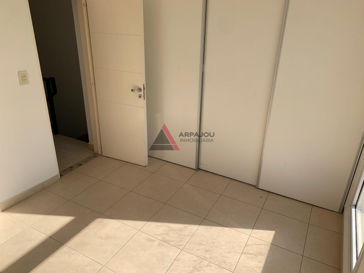 DUPLEX 2 DORM - BARRIO ASPA - FERNANDEZ ORO