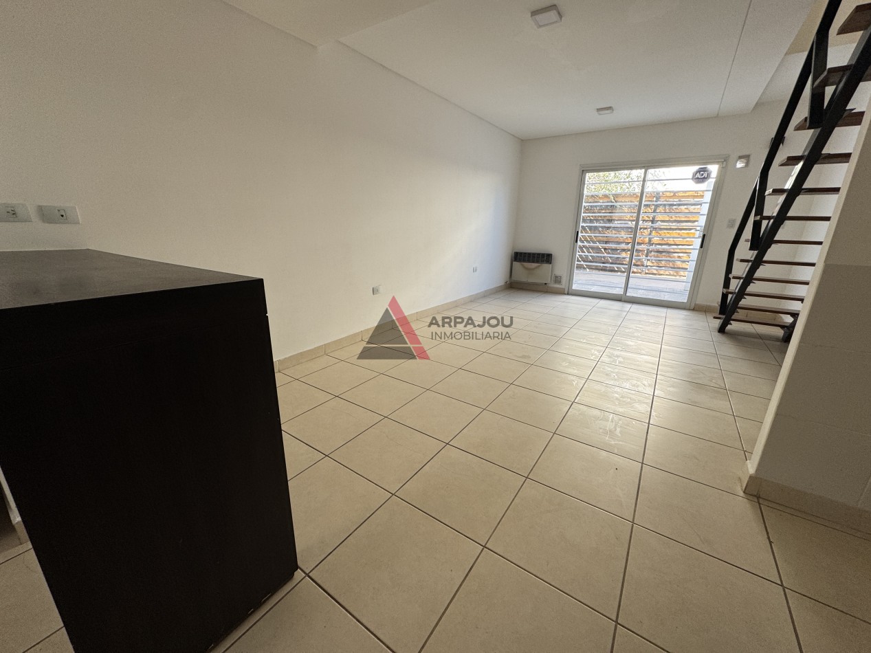 DUPLEX 2 DORM - BARRIO ASPA - CENTENARIO