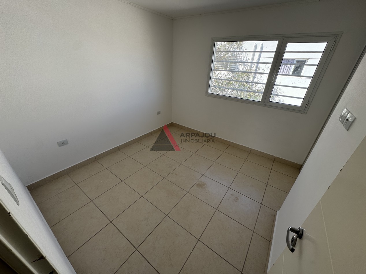 DUPLEX 2 DORM - BARRIO ASPA - CENTENARIO
