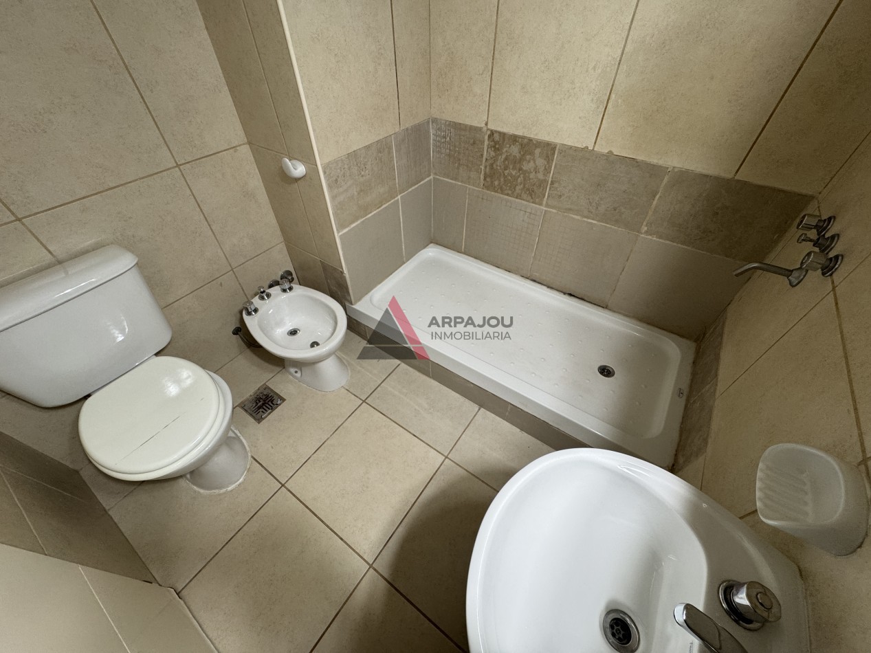 DUPLEX 2 DORM - BARRIO ASPA - CENTENARIO