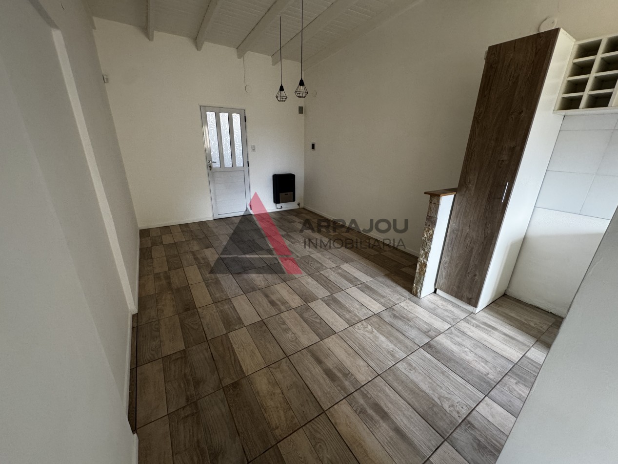 CASA 2 DORM - BARRIO VIENTOS DEL SUR - PLOTTIER