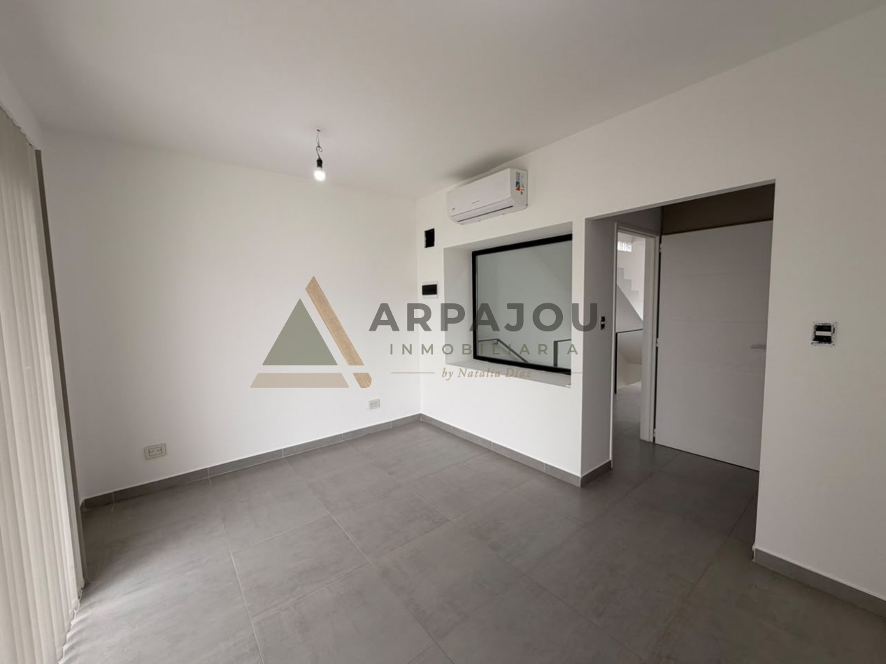 ALQUILER DUPLEX 2 DORM - SANTA ANGELA - CENTENARIO